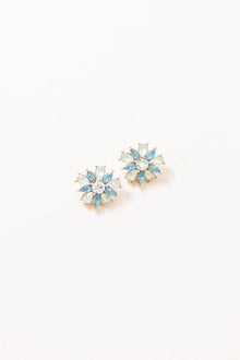  Amaryllis Stud Earrings - Southern Obsession Co. 