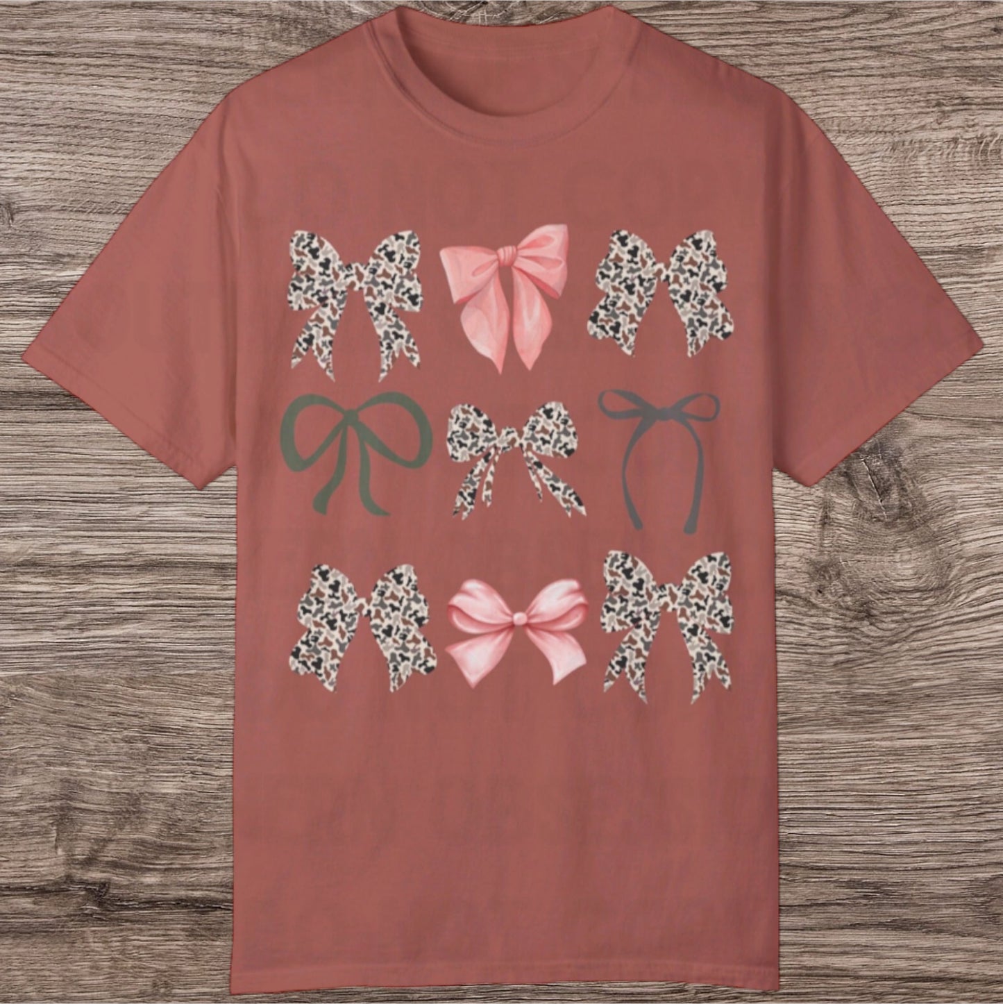 Light Camo Bow Tee