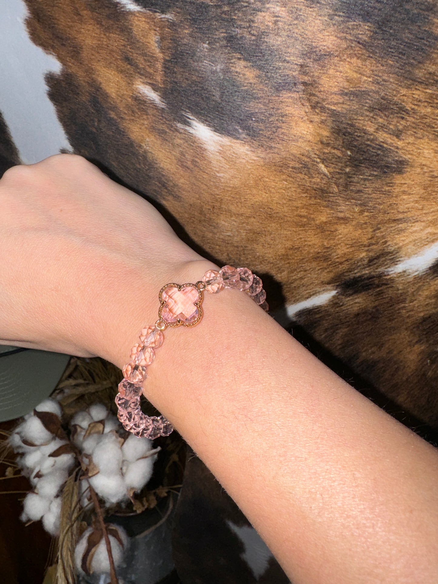 Cara Clover Light Rose Bracelet