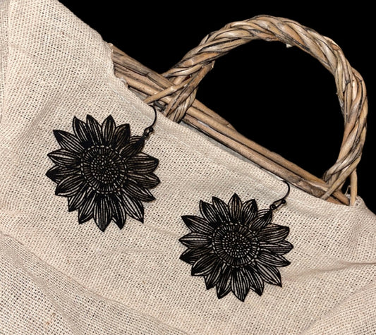 Black Sunflower Earrings - Southern Obsession Co. 